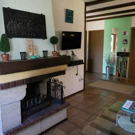 Haus Im Wiesengrund Og Appartamento *